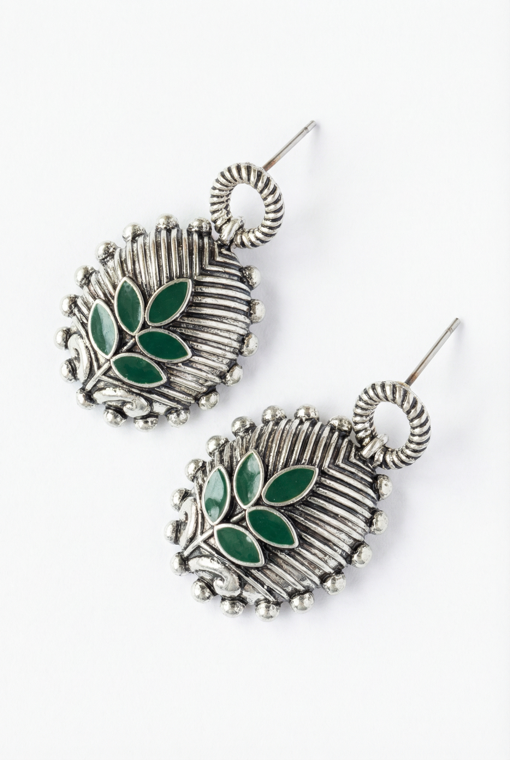 Green Leaf Motif Stud Earrings, , image 2